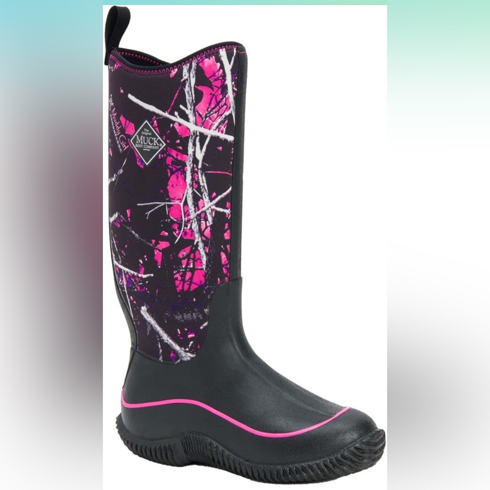 Muck boots size 5 women’s.